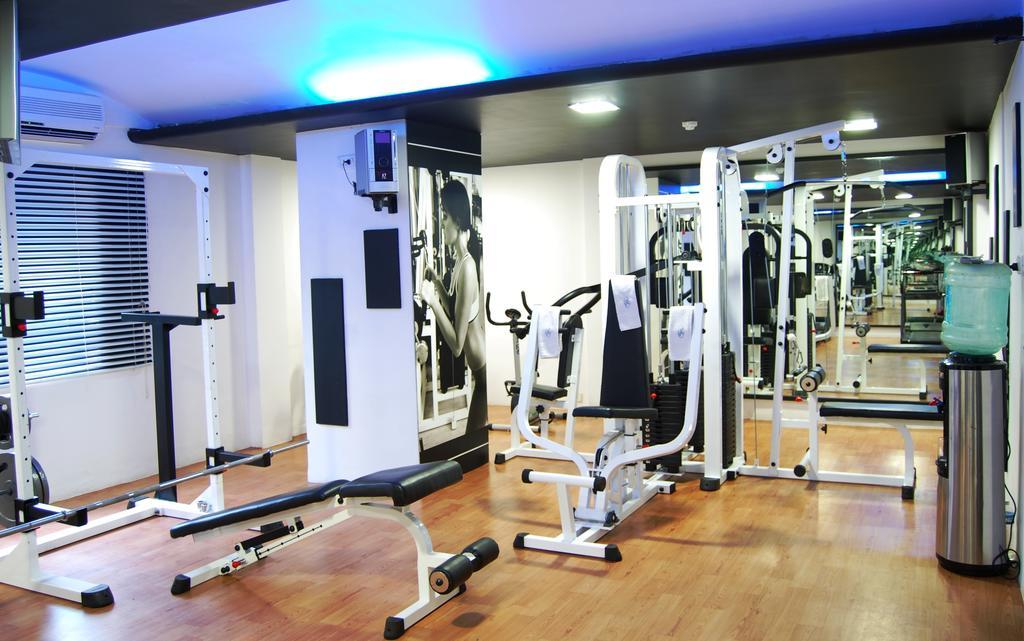 Hotel Grand Residence Ченнаї Екстер'єр фото